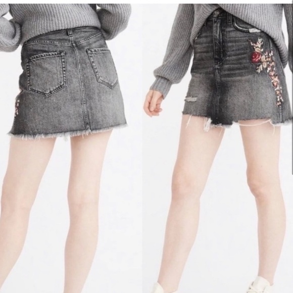 Abercrombie & Fitch Embroidered Mini Skirt Floral Sz 27 Casual Summer Western - Picture 9 of 9
